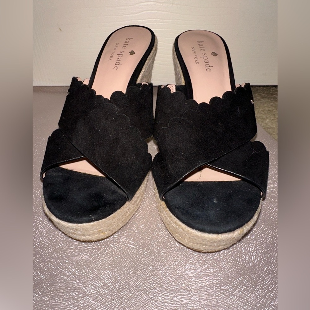 Kate Spade like new Black and Cream espadrille Wedge Sandals 6.5 vacation - Picture 4 of 10